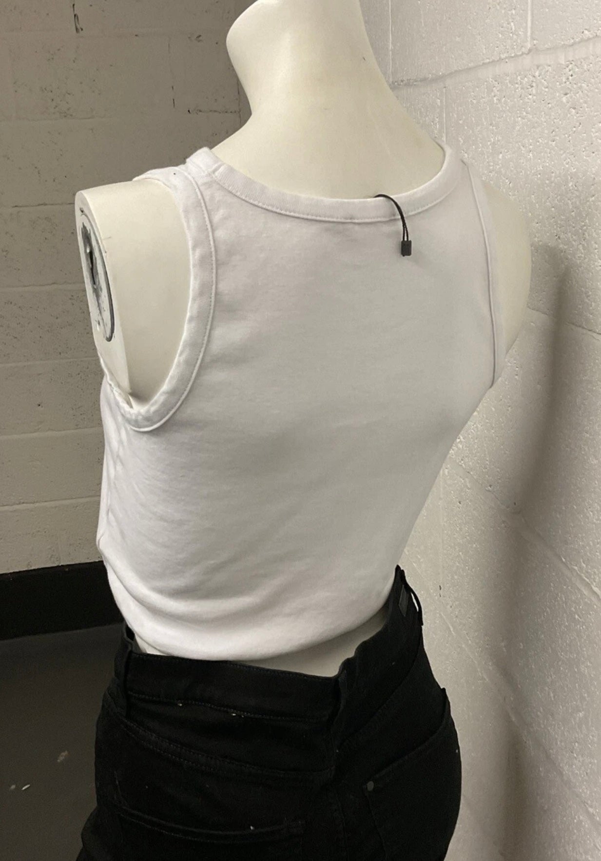 Boohoo Tall White Butterfly Crop Top – UK 10