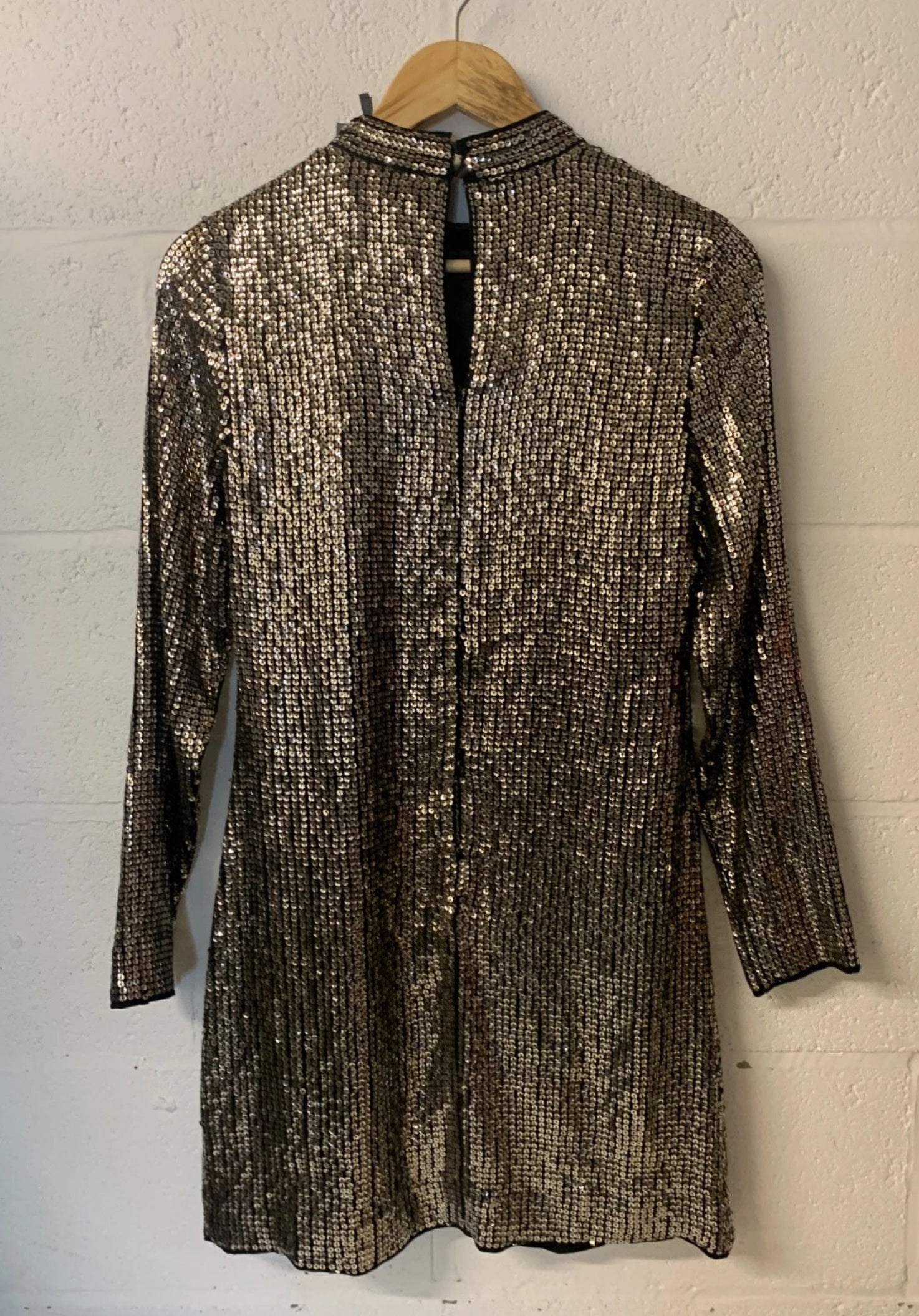 Mint Velvet Pewter Sequin High Neck Long Sleeve Mini Dress – UK 10