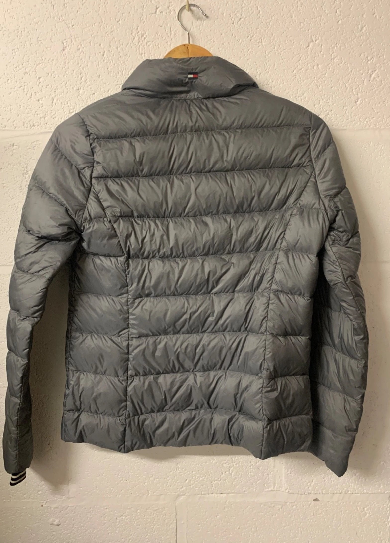 Tommy Hilfiger Women’s Grey Lightweight Padded Jacket XS