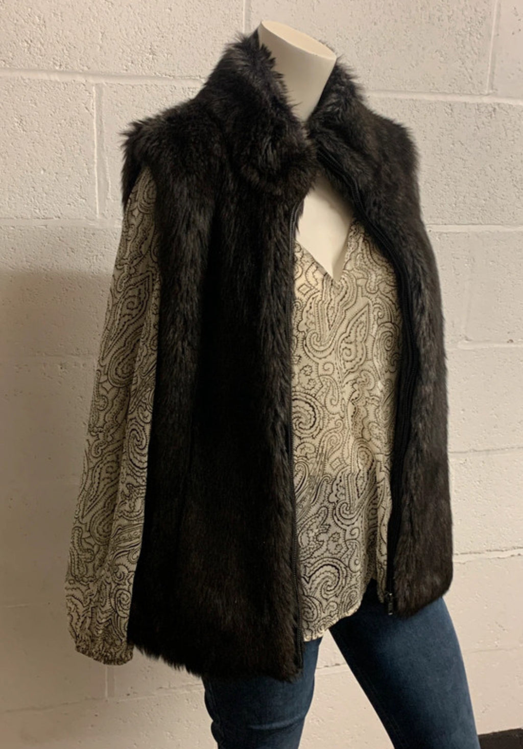 Ruby+Ed Black Faux Fur Gilet Waistcoat UK 10–12