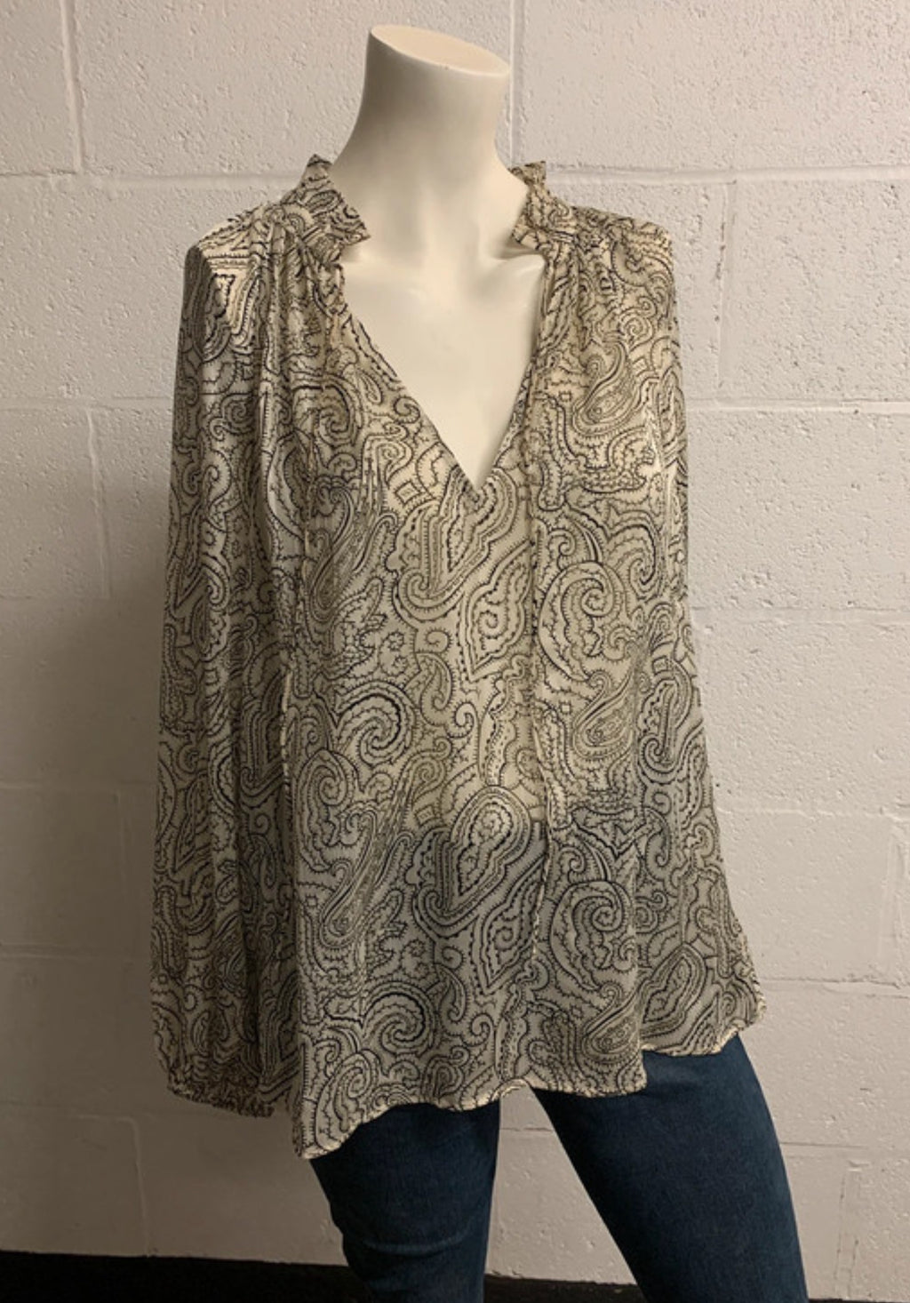 H&M Black & Cream Paisley Sheer Ruffle V-Neck Blouse Size S Long Sleeve