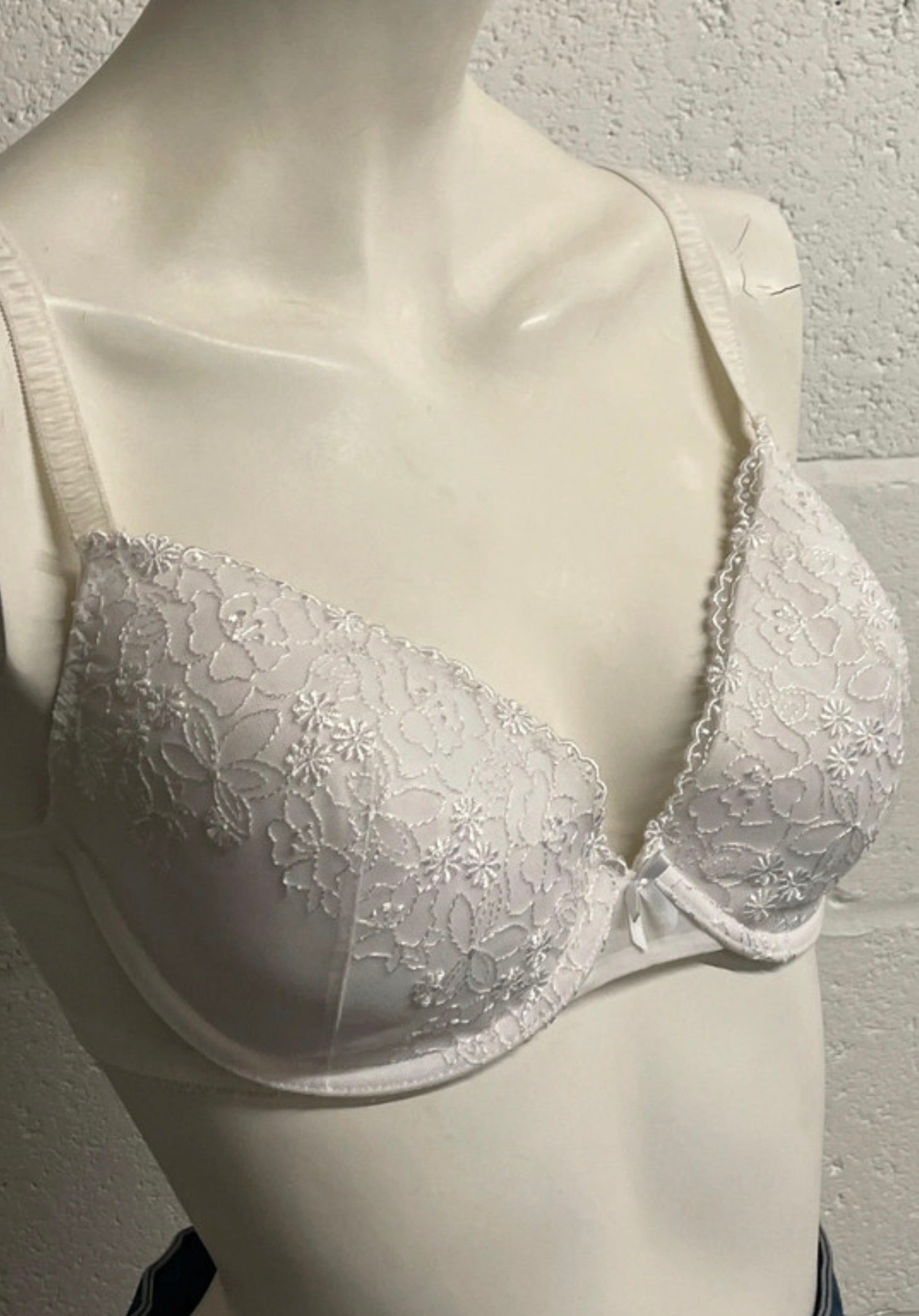M&S White Lace Underwired Bra 32DD (70E) Floral