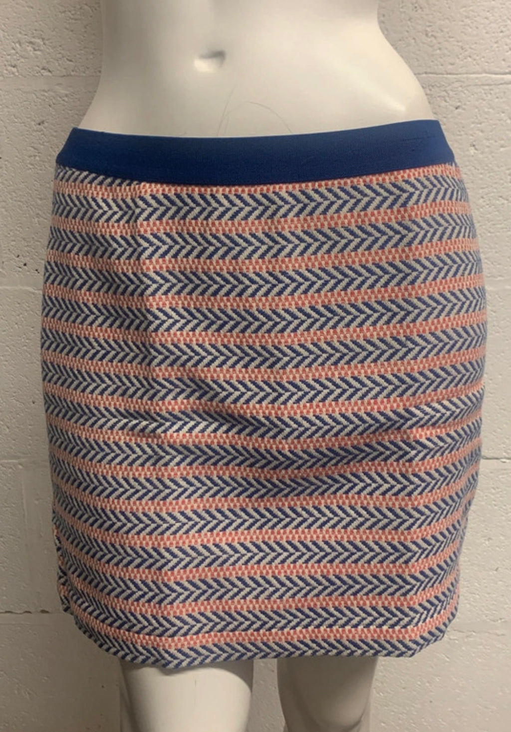 GAP UK 8 Blue & Coral Chevron Stripe Mini Skirt (US 4 / EU 36)